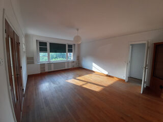  Maison à louer 8 pièces 186 m²