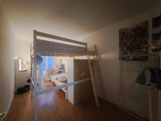  Appartement à louer 3 pièces 80 m²