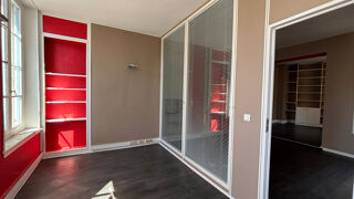  Immeuble à vendre 12 pièces 223 m²