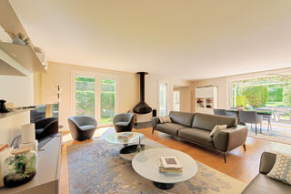  Maison � vendre 8 pi�ces 275 m�