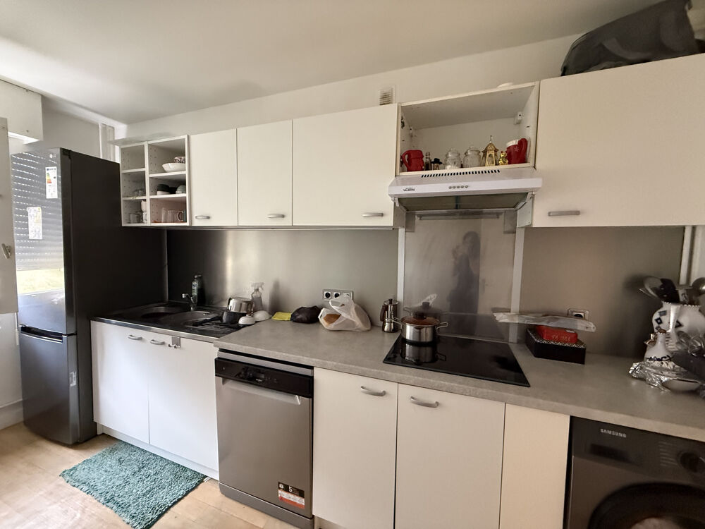 3 PIECES CHAMBOURCY - 3 pièce(s) - 76.11 m2