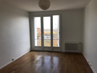  Appartement à louer 2 pièces 41 m² Le pecq