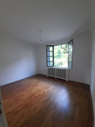  Maison à louer 8 pièces 186 m²