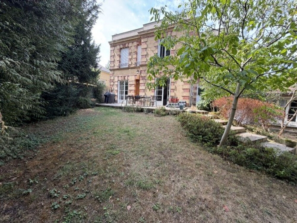 Location Maison MAISON ST GERMAIN EN LAYE - 6 pièce(s) - 106.51 m2 St germain en laye