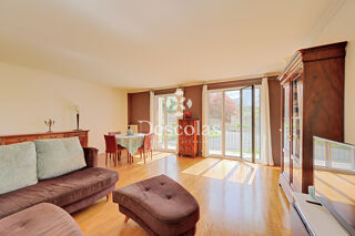 Appartement 5 pièces 94 m² · à Saint-Germain-en-Laye · 94 m² · 580 000 €