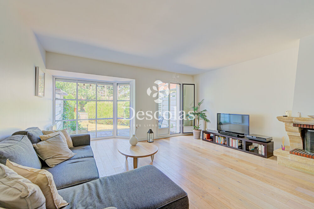 Maison 6 pièces 135 m² · à St Germain en Laye · 135 m² · 740 000 €