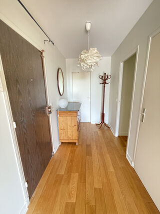  Appartement à louer 2 pièces 53 m²