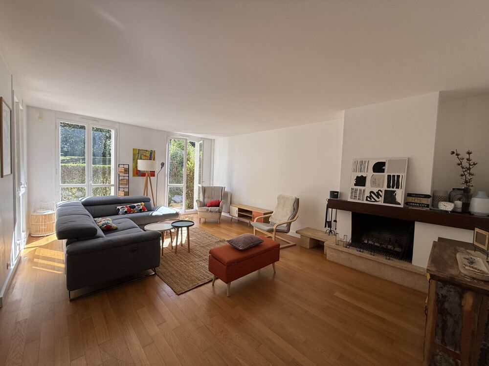 Location Appartement À LOUER MEUBLE   4 PIÈCES 120 M2 AVEC JARDIN PRIVATIF   LOUVECIENNES Louveciennes