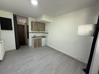  Appartement à louer 1 pièce 16 m²
