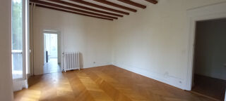  Appartement à louer 3 pièces 69 m²