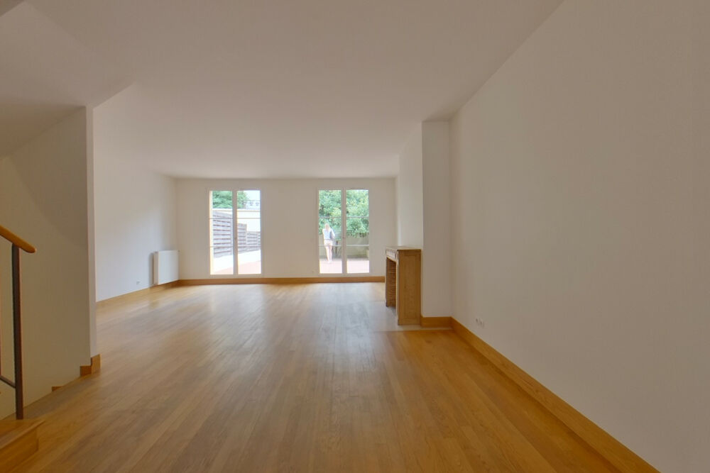 MAISON SAINT GERMAIN EN LAYE FOURQUEUX 156 m2