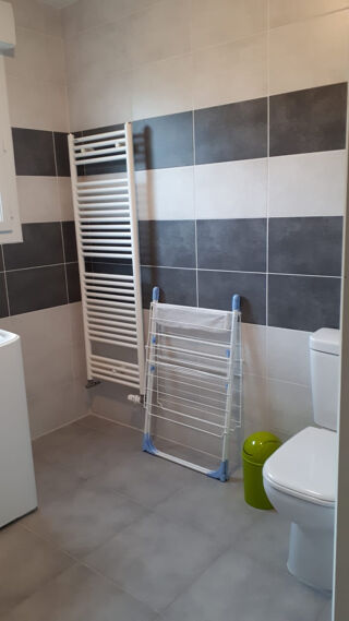  Appartement à louer 1 pièce 28 m²