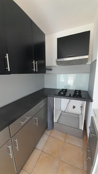  Appartement à louer 3 pièces 61 m²