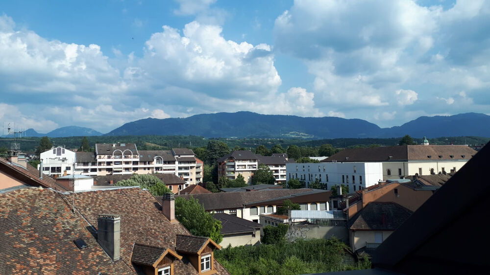 THONON CENTRE VILLE Dernier étage - Charmant Type 3 Duplex meublé