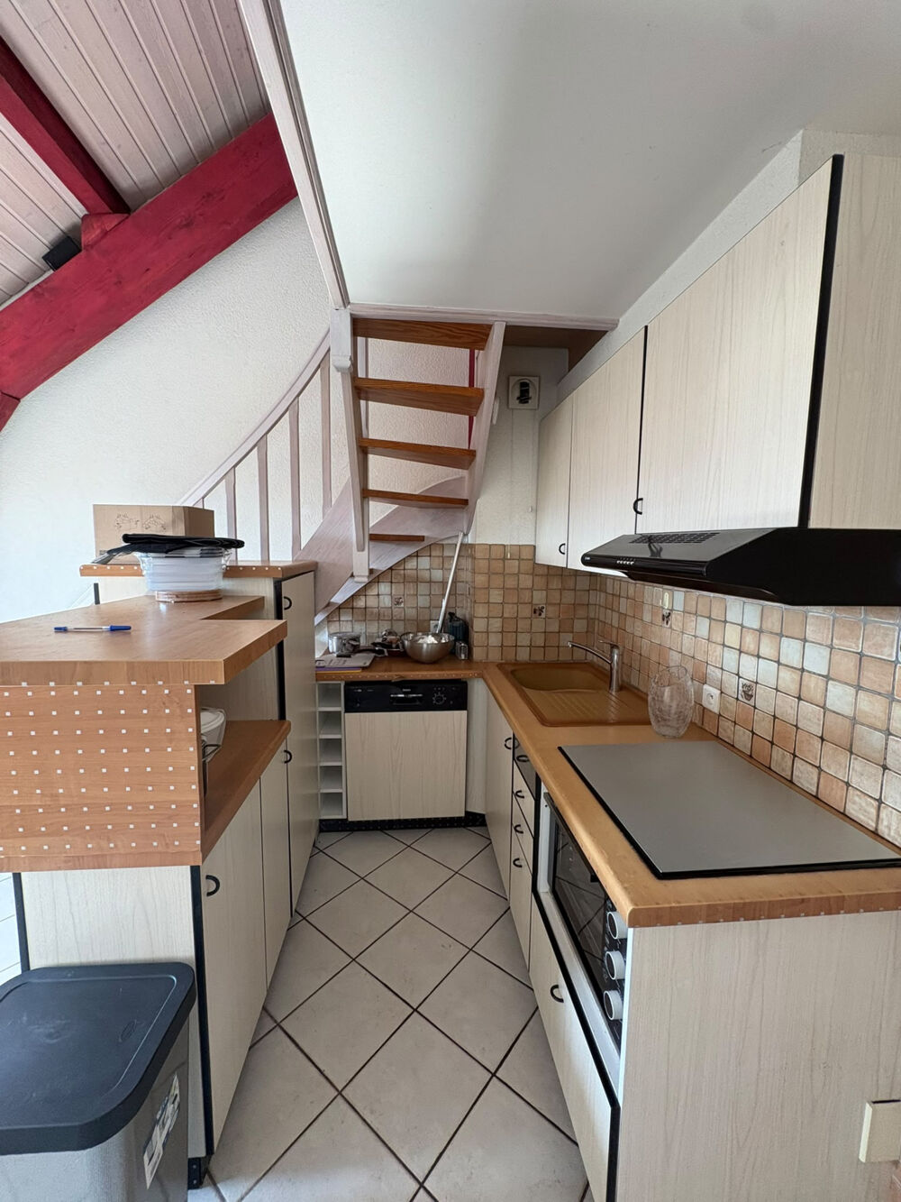 Location Appartement THONON CENTRE VILLE Dernier étage - Charmant Type 3 Duplex meublé Thonon les bains