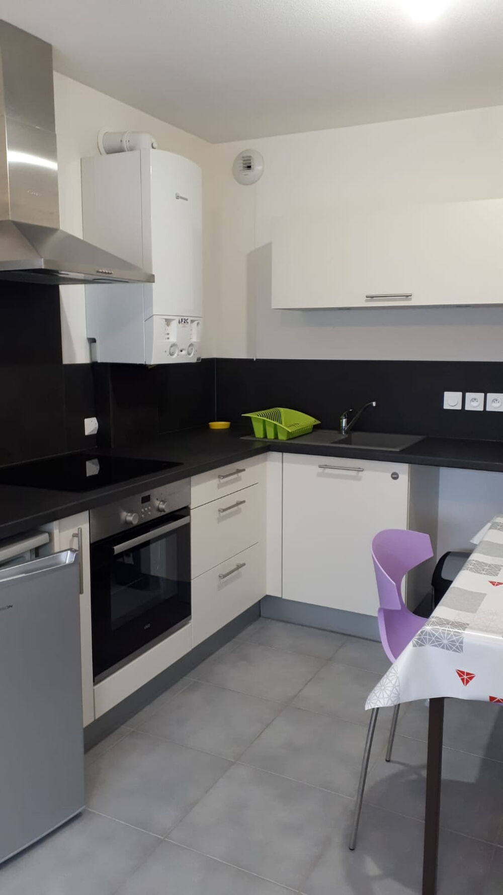 Location Appartement Très beau T1 meublé récent de 28 m2 à Thonon secteur calme Thonon les bains