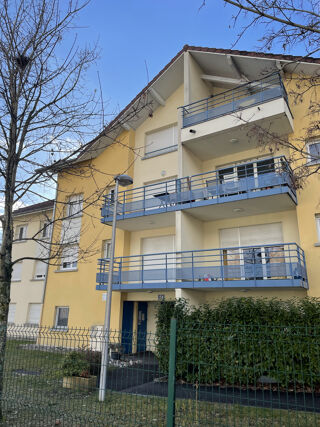  Appartement à louer 2 pièces 54 m²
