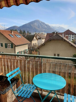  Appartement à louer 2 pièces 42 m²