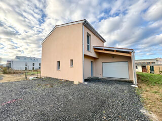  Appartement � louer 5 pi�ces 115 m�