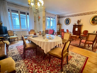  Appartement à vendre 5 pièces 121 m²