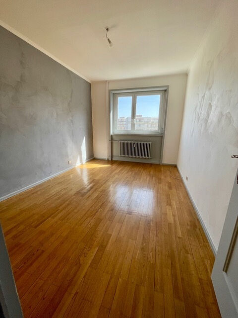  Appartement � louer 4 pi�ces 102 m�