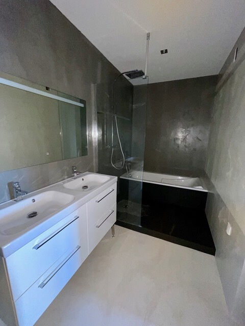  Appartement � louer 4 pi�ces 102 m�