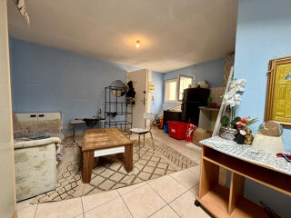  Immeuble à vendre 201 m²