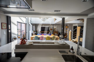  Maison � vendre 6 pi�ces 238 m�