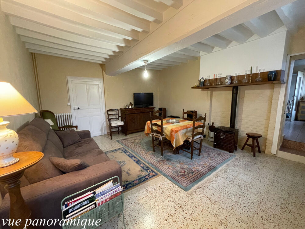 Vente Maison A 15 min de TOUCY, jolie Longère de 121 m2 avec un jardin le tout sur un terrain de 7 412 m2, idéal animaux, é Les ormes