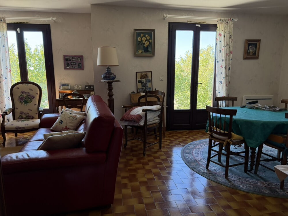 Vente Maison TOUCY (89130)   INVESTISSEMENT LOCATIF   LOCATAIRE EN PLACE   MAISON AVEC JARDIN   134 000 € FAI Toucy