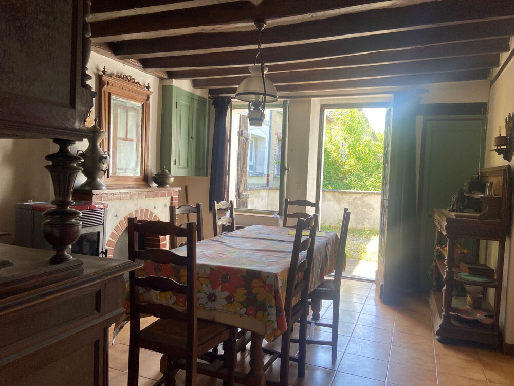 Vente Maison TOUCY, Maison ancienne de 72 m2 avec un jardin et terrain attenant, constructible (non viabilisé) avec dépenda Toucy