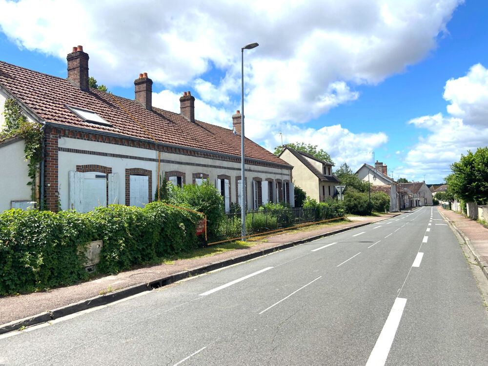 CHAMPIGNELLES, a deux pas du centre ville, vous serez séduit par cette Maison ancienne de 99 m2 habitables, gr