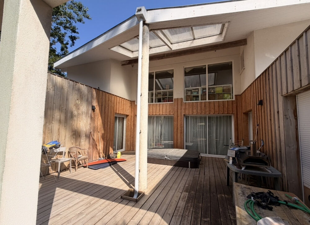 Vente Maison Lacanau Lac - Villa d'architecte à 50 m de l'eau Lacanau