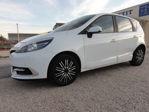 Sc&eacute;nic III Scenic III X-Mod 1,6 110cv 2014 occasion 32700 Lectoure