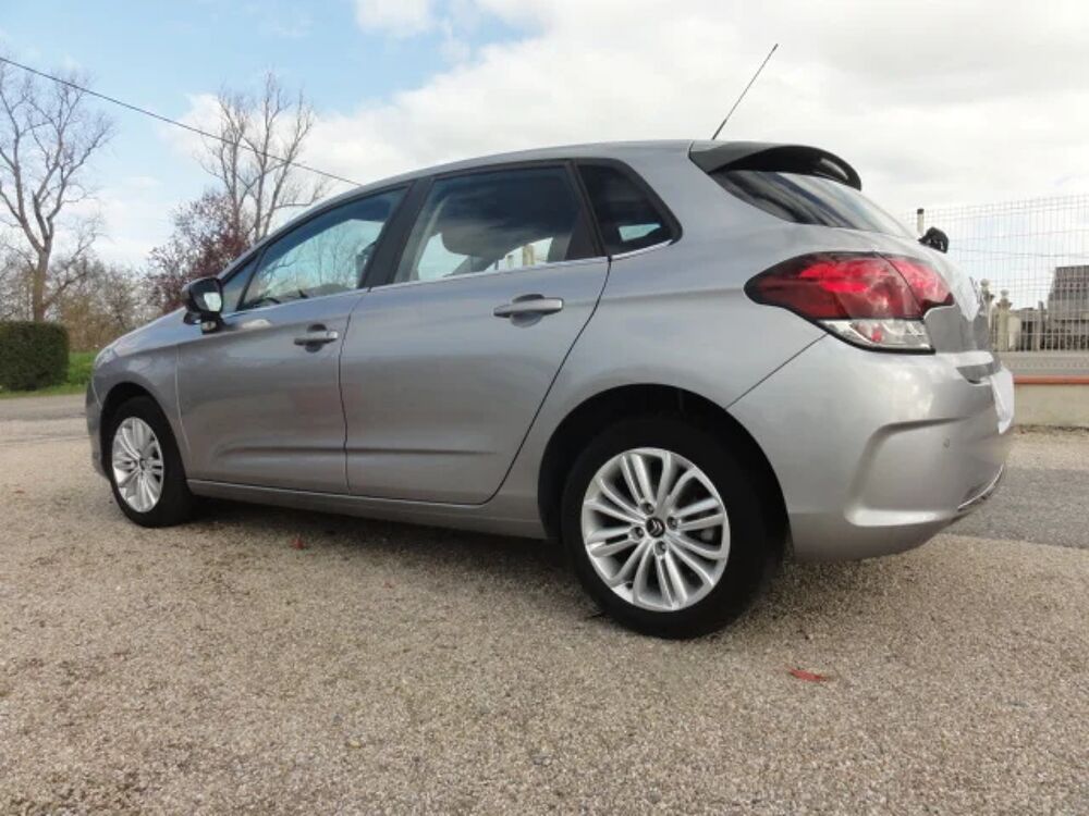 C4 1,6 BlueHDi Feel 100cv 2016 occasion 32700 Lectoure