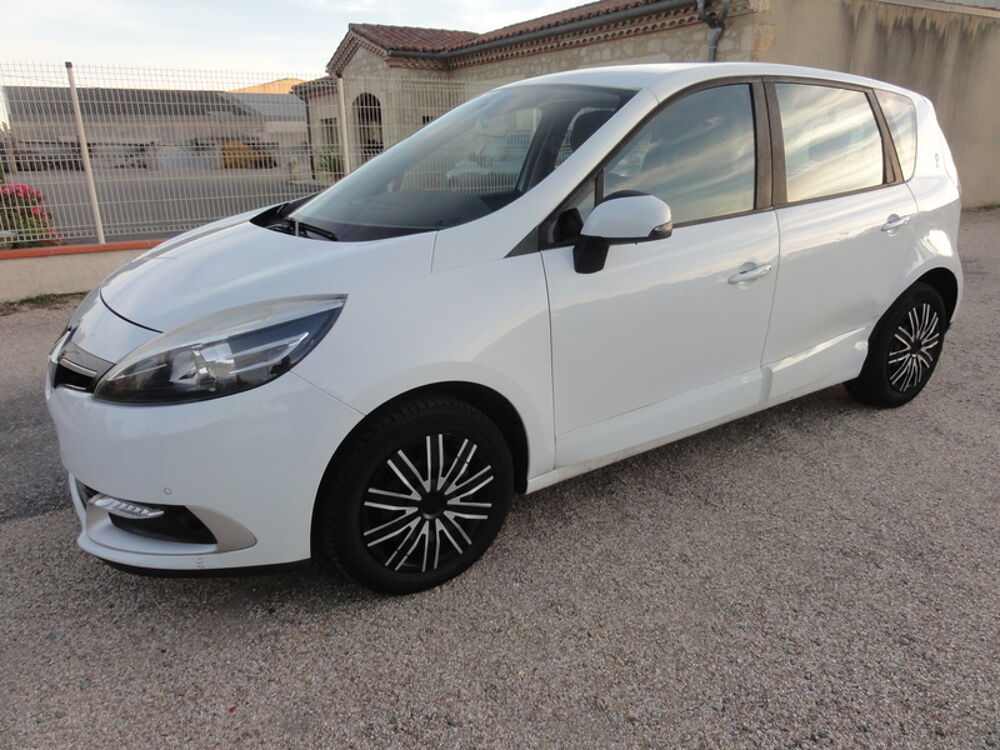 Sc&eacute;nic III Scenic III X-Mod 1,6 110cv 2014 occasion 32700 Lectoure