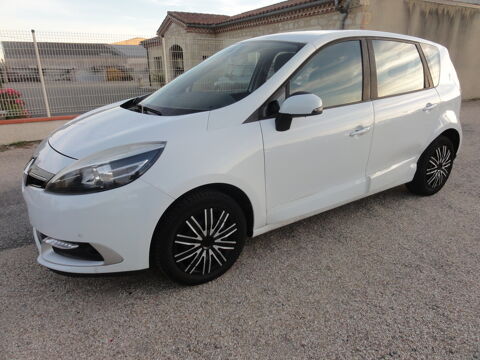 Annonce voiture Renault Scénic III 3990 €
