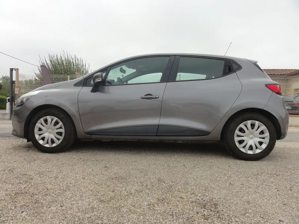 Clio IV 1,2 life 74cv 2015 occasion 32700 Lectoure