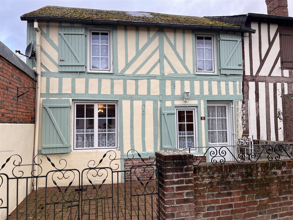 Vente Maison Maison située à 5 km de Vimoutiers, dans un village. Complétement rénovée, elle offre une ambiance chaleureuse Vimoutiers