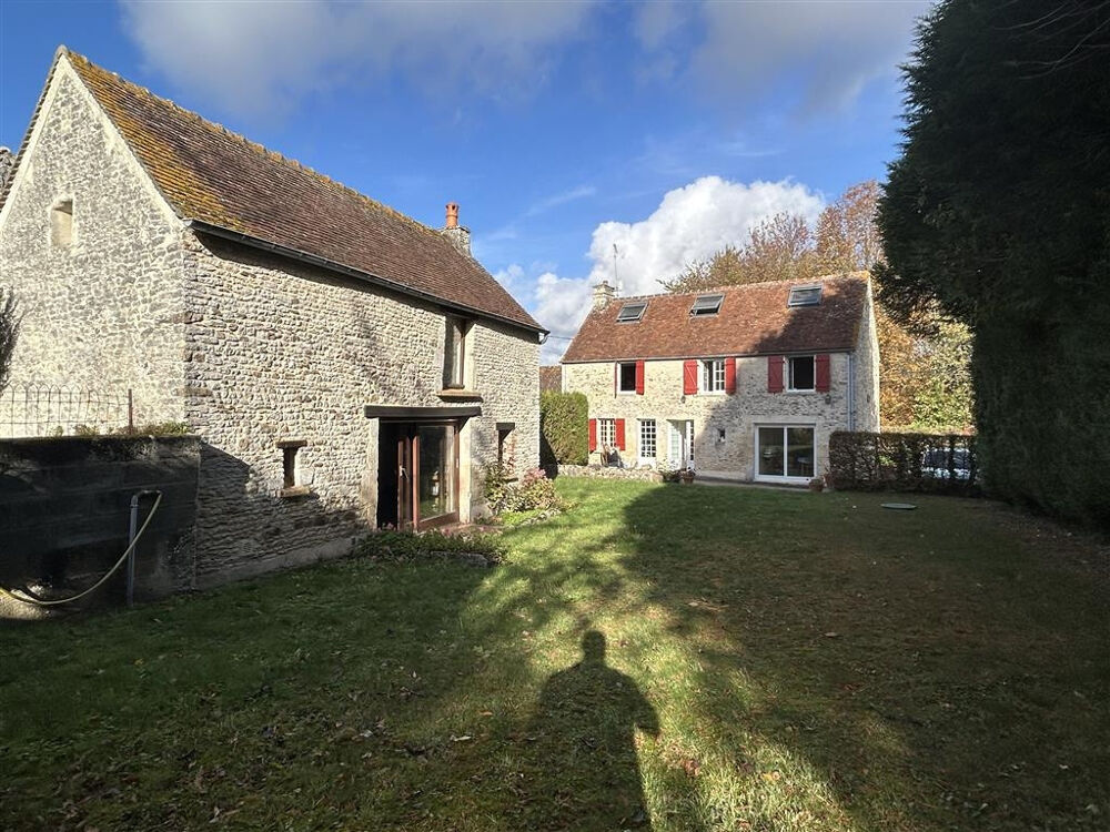 Vente Maison Maison + dépendance aménagée   Proche Argentan / Falaise À découvrir sans tarder : une superbe propriété en pi Argentan