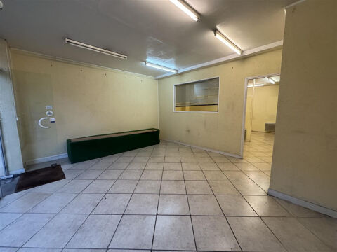 D&eacute;couvrez ce commerce b&eacute;n&eacute;ficiant d'un emplacement exceptionnel, au cœur d'une rue tr&egrave;s dynamique et commer&ccedil;an 75600 61120 Vimoutiers
