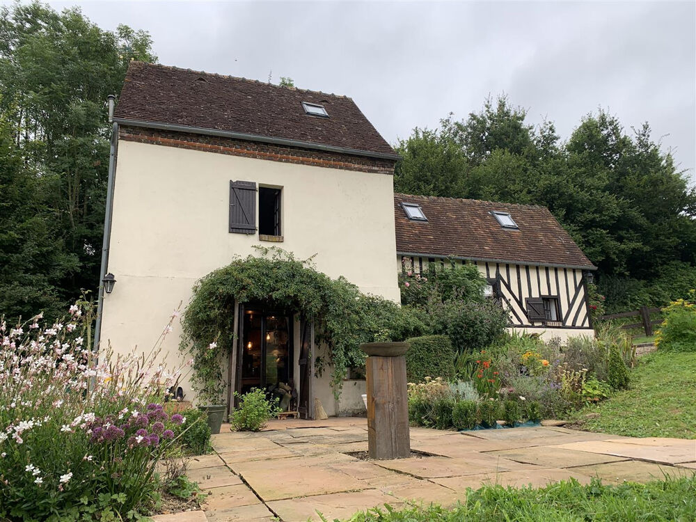 Maison de charme en colombage au coeur de la campagne vallonnée normande