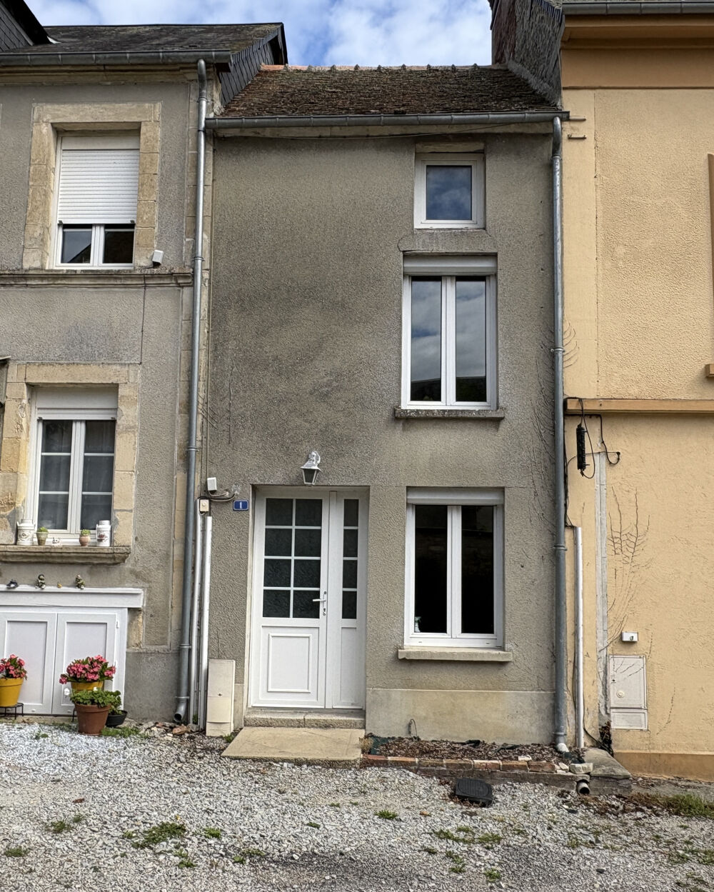 Maison 3 pièces 55 m² · à Gace · 55 m² · 45 000 €