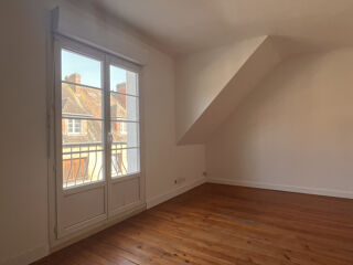  Appartement à louer 1 pièce 33 m²