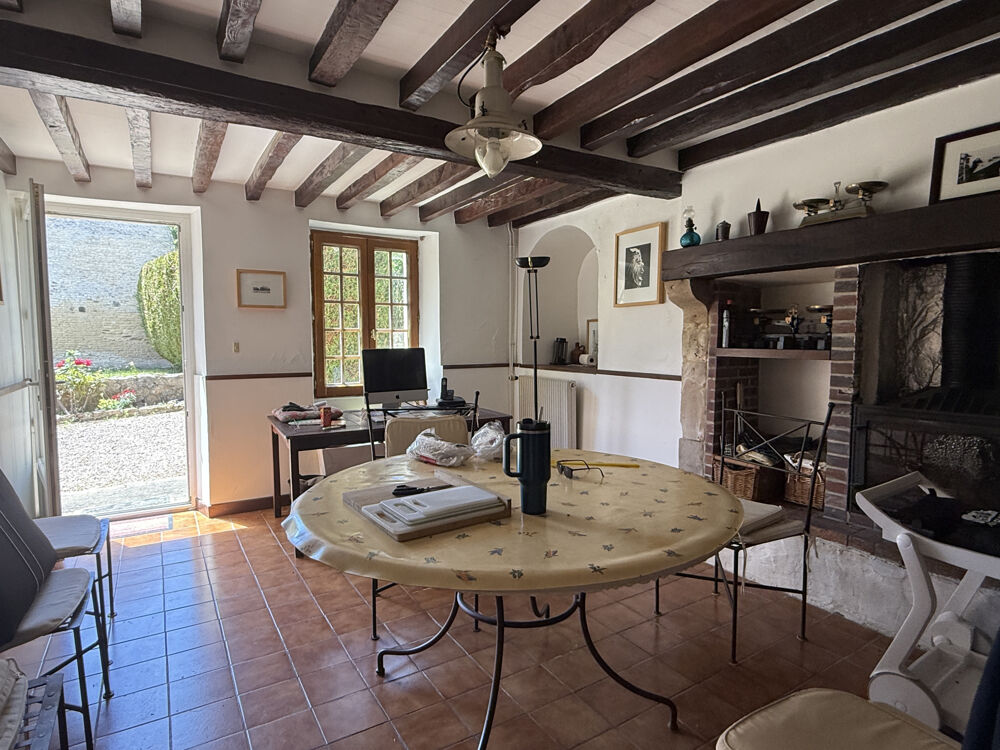 Vente Maison Maison + dépendance aménagée   Proche Argentan / Falaise À découvrir sans tarder : une superbe propriété en pi Argentan