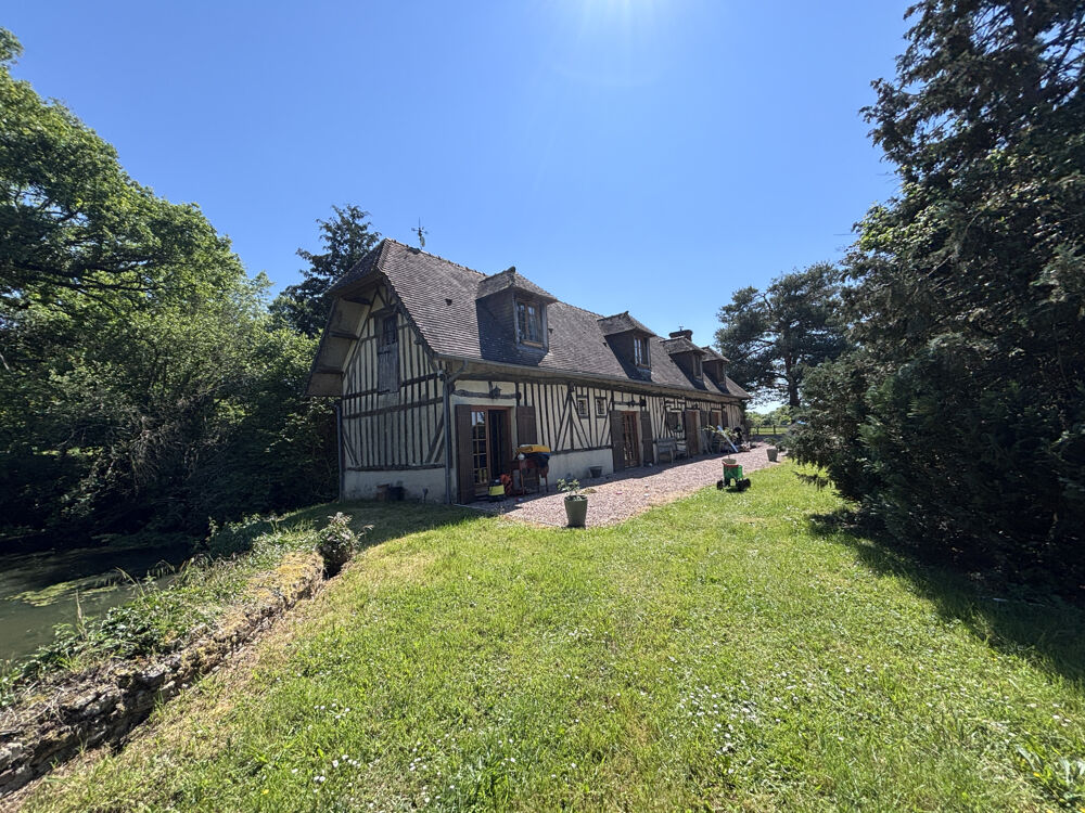 Propriété normande au grand calme - T6 de 141m2 - Piscine et nombreuses dépendances sur 6000m2