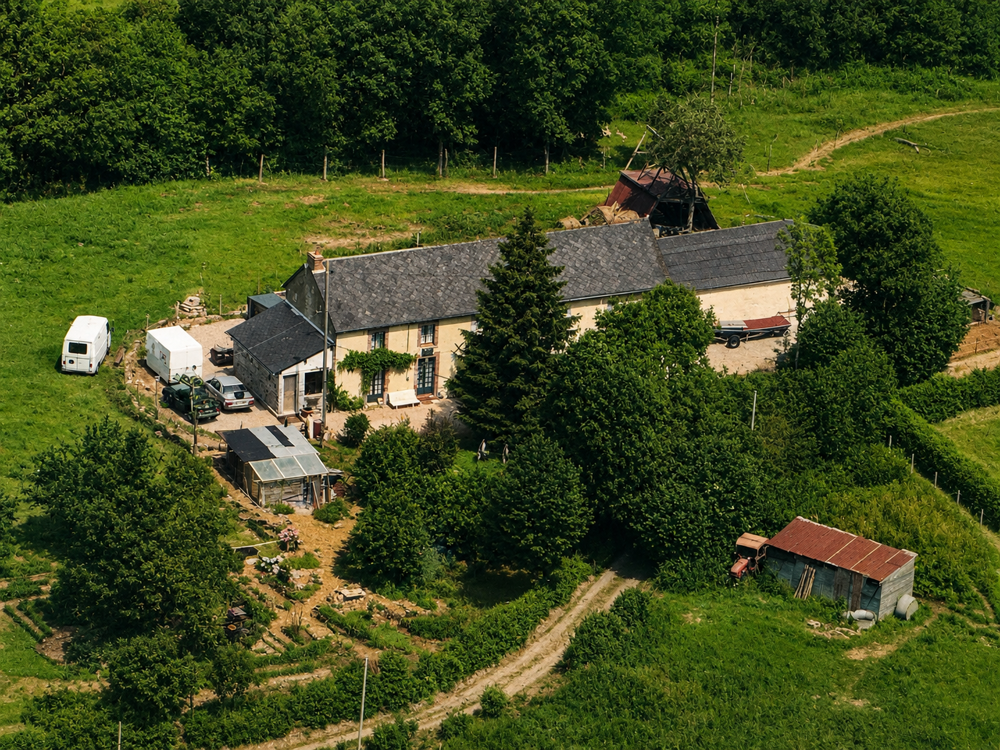 MAISON EN CAMPAGNE AVEC HECTARES