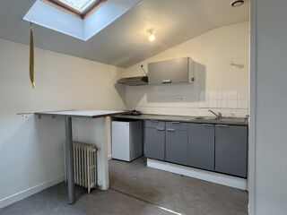  Appartement à louer 1 pièce 19 m²