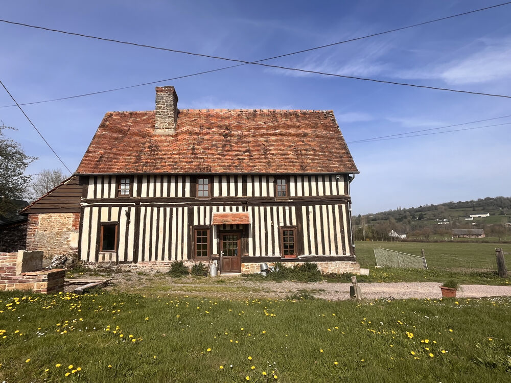 Charmante maison à colombages de style normand sur plus de 5 hectares dans un environnement paisible