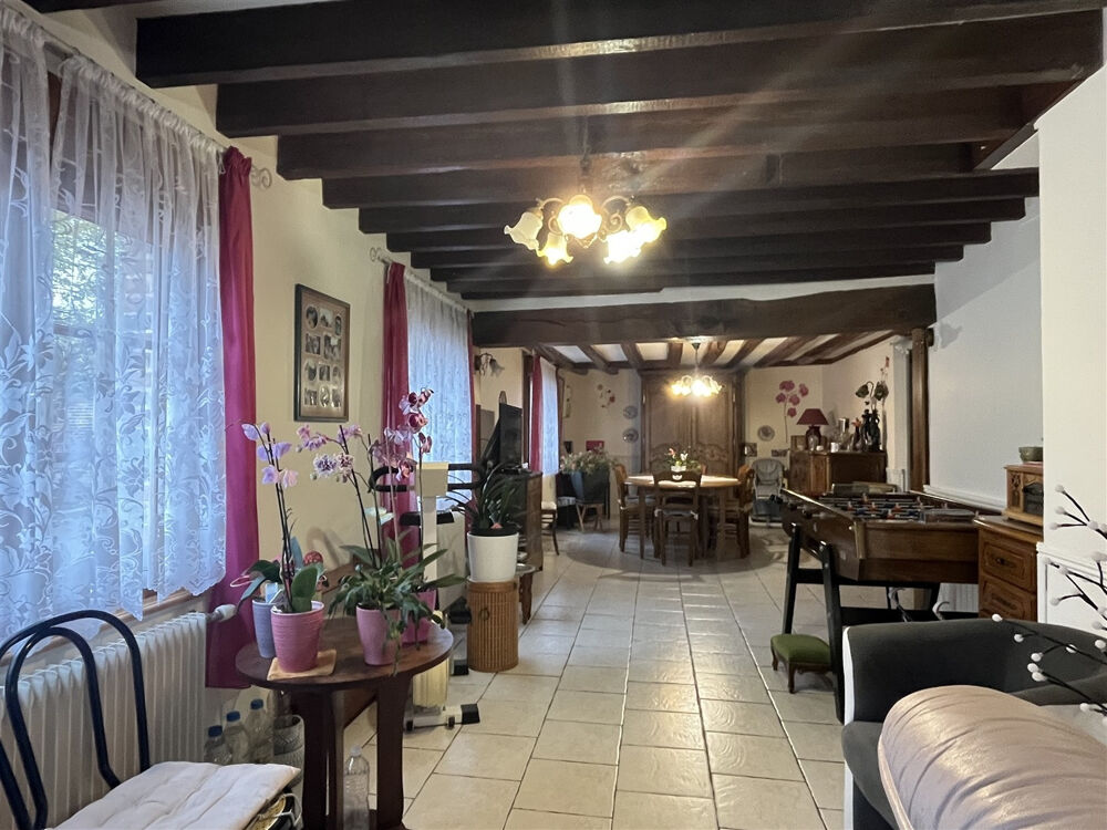 Vente Maison Au cœur d'un charmant village typique de Normandie, découvrez cette belle propriété en briques à l'ambiance fa Vimoutiers